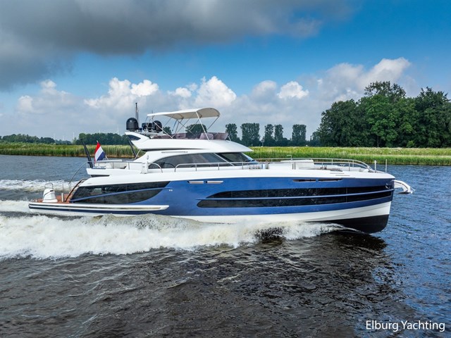 Van der Valk Beachclub 660 - Flybridge